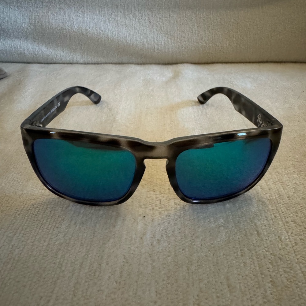 Blue Otter Cumberland Riley Green Edition
